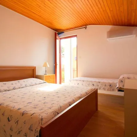 Apartamento In Porec/istrien 36931 *